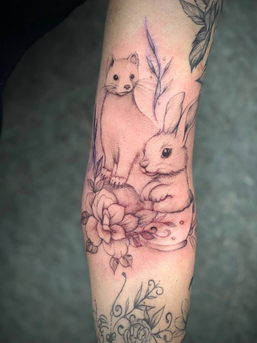 Marder und Hase mit Blüten, Unterarm – Lion Ink 37, Einbeck